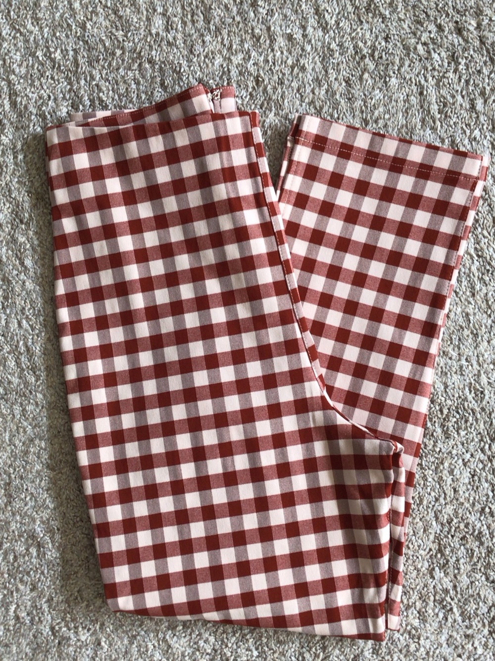 UNIQUE VINTAGE GINGHAM CAPRIS/ANKLE PANTS - MEDIUM